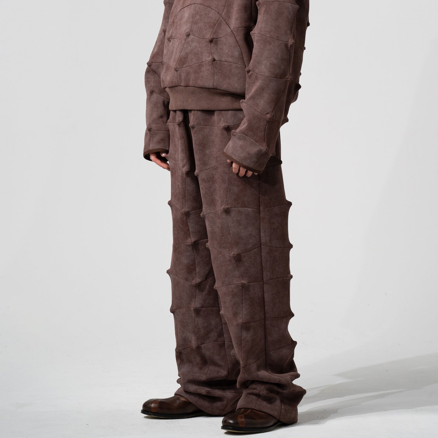 WIREFRAME PANTS