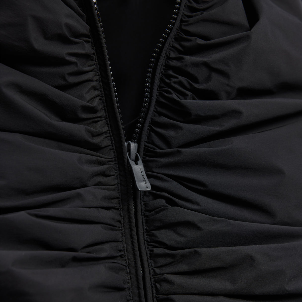 LEEGAN DOWN WAISTCOAT