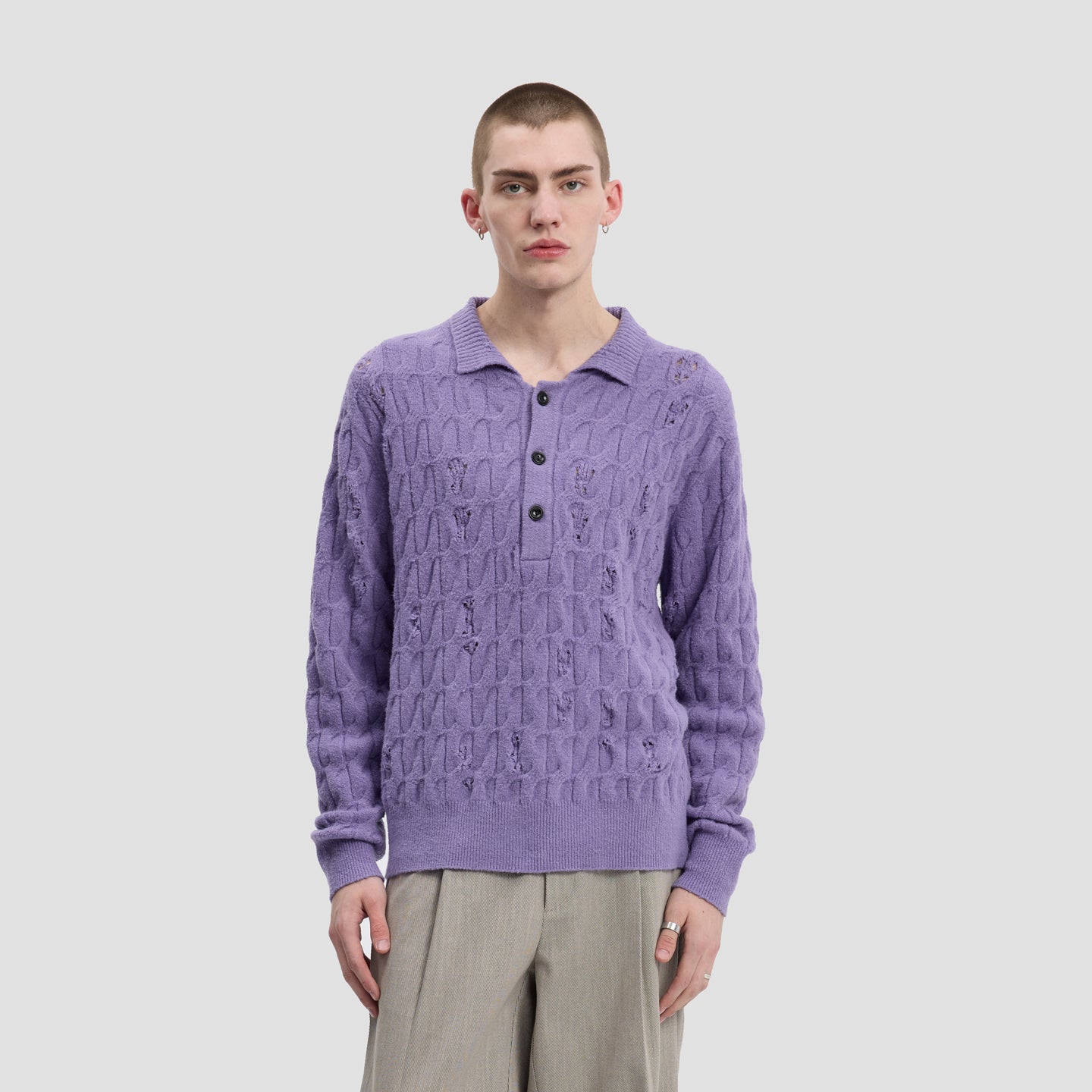 HOLLOWER KNIT SWEATER