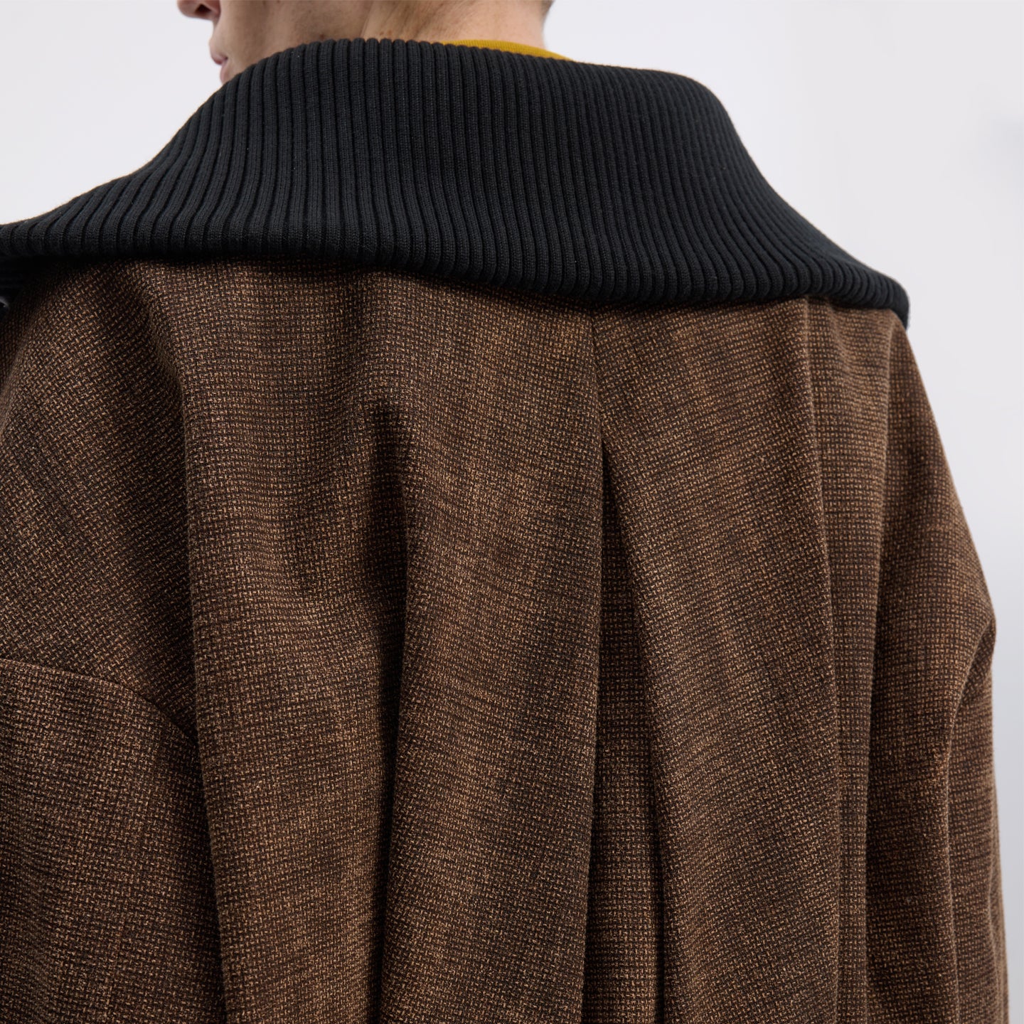 HESSIAN JACKET